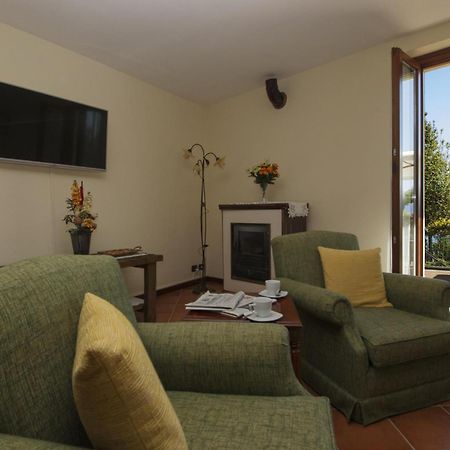 The Cottage On The Lake - Happy Rentals بافينو المظهر الخارجي الصورة